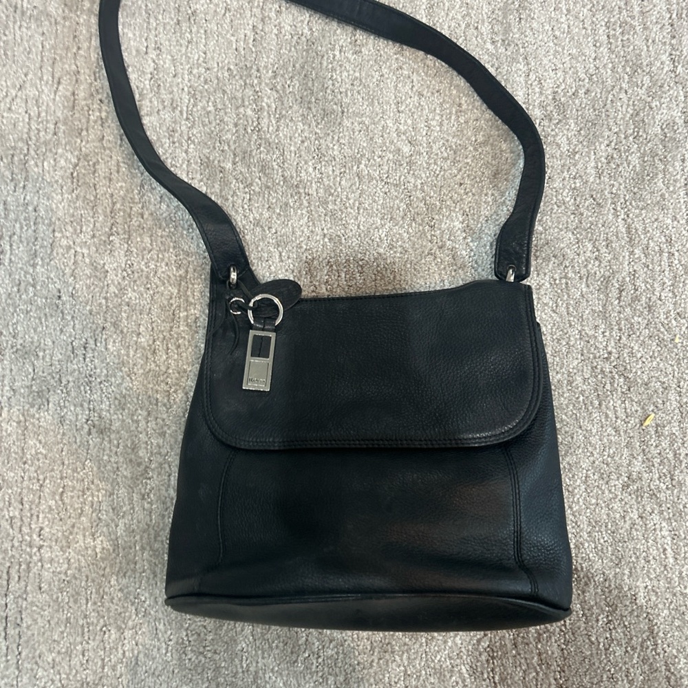 Vintage Black Leather Shoulder Bag